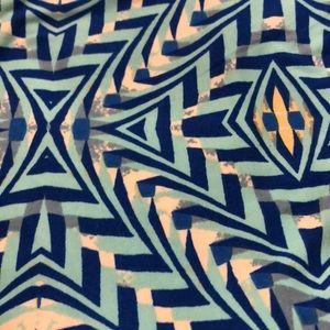 Lularoe OS blue geometric leggings